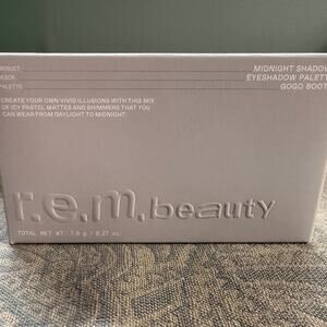REM beauty eye shadow palette - Gogo boots